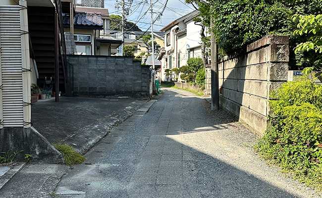 鎌倉の古都の風情ある街並み写真